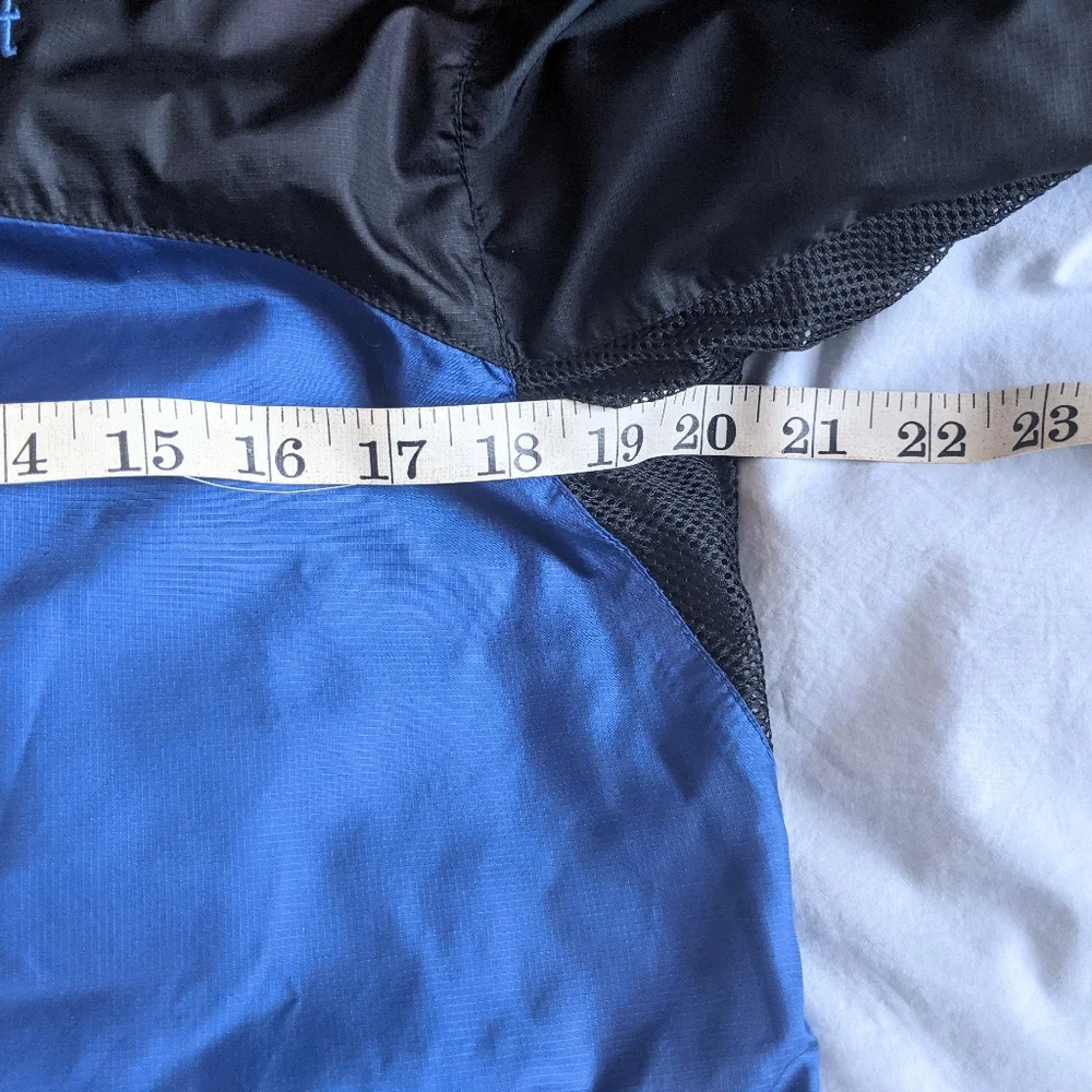 Marmot boys wind breaker jacket size S